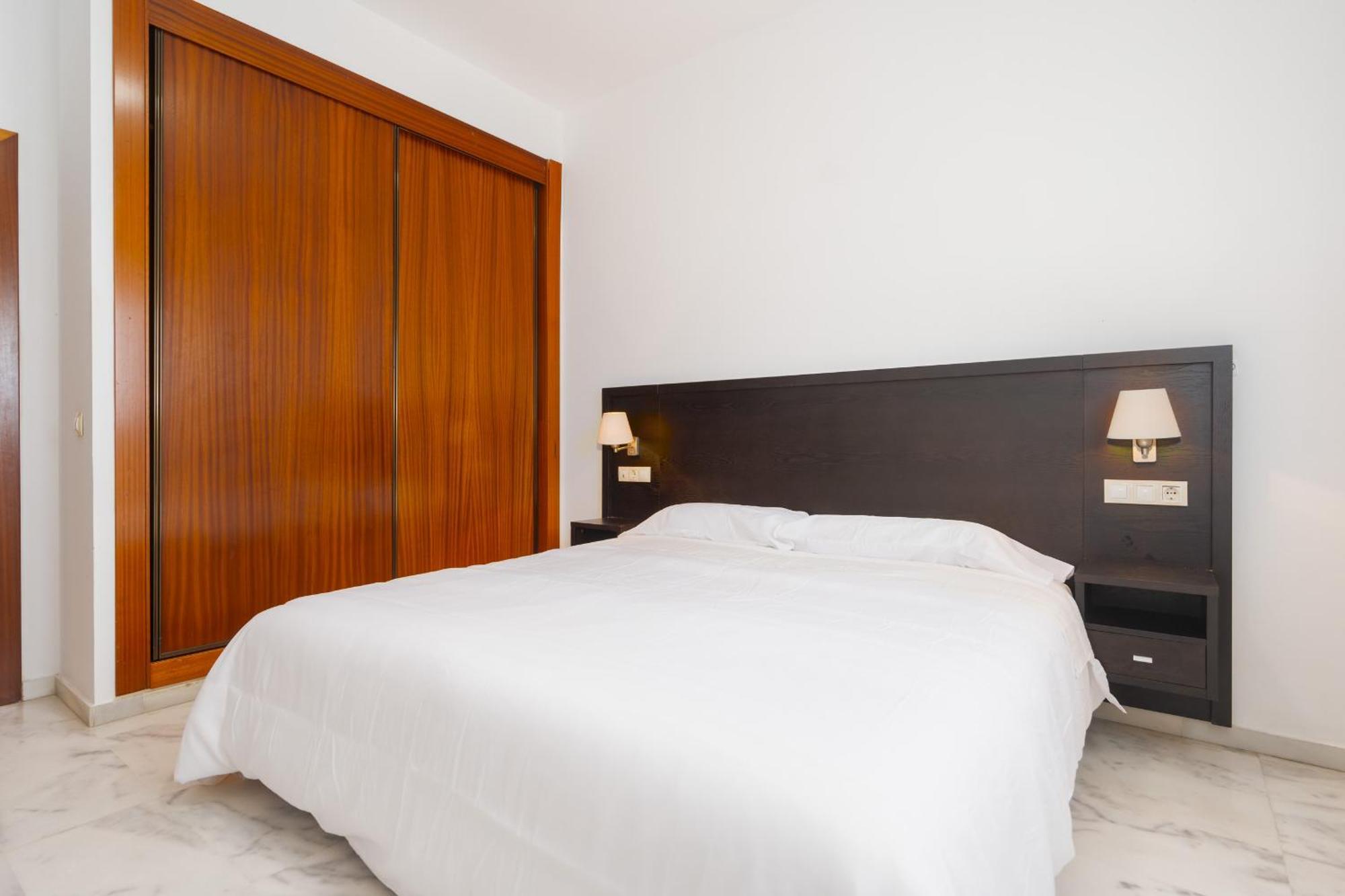Luxsevilla Moderno Piscina Free Parking Apartment *