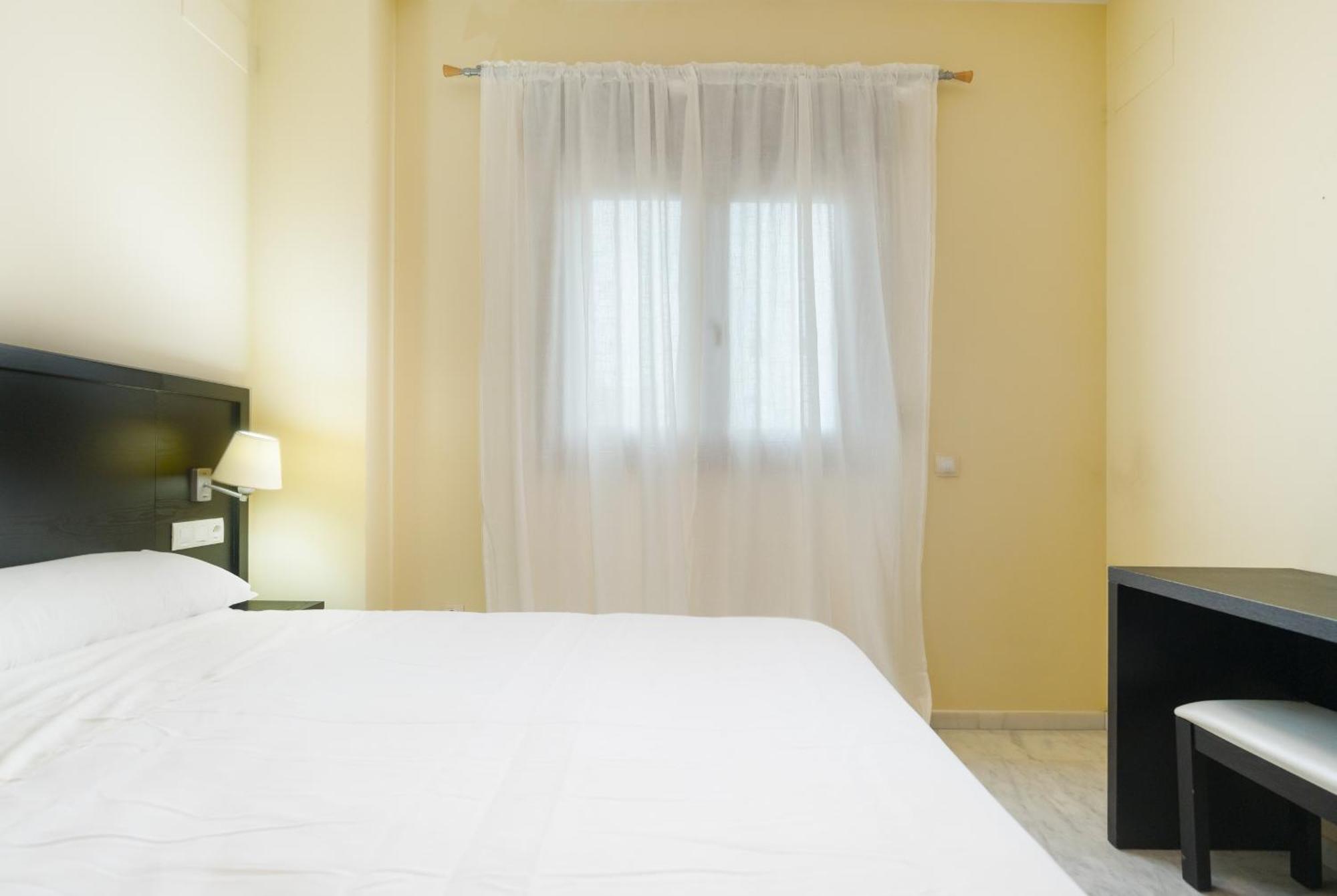 Apartment Luxsevilla Moderno Piscina Free Parking *